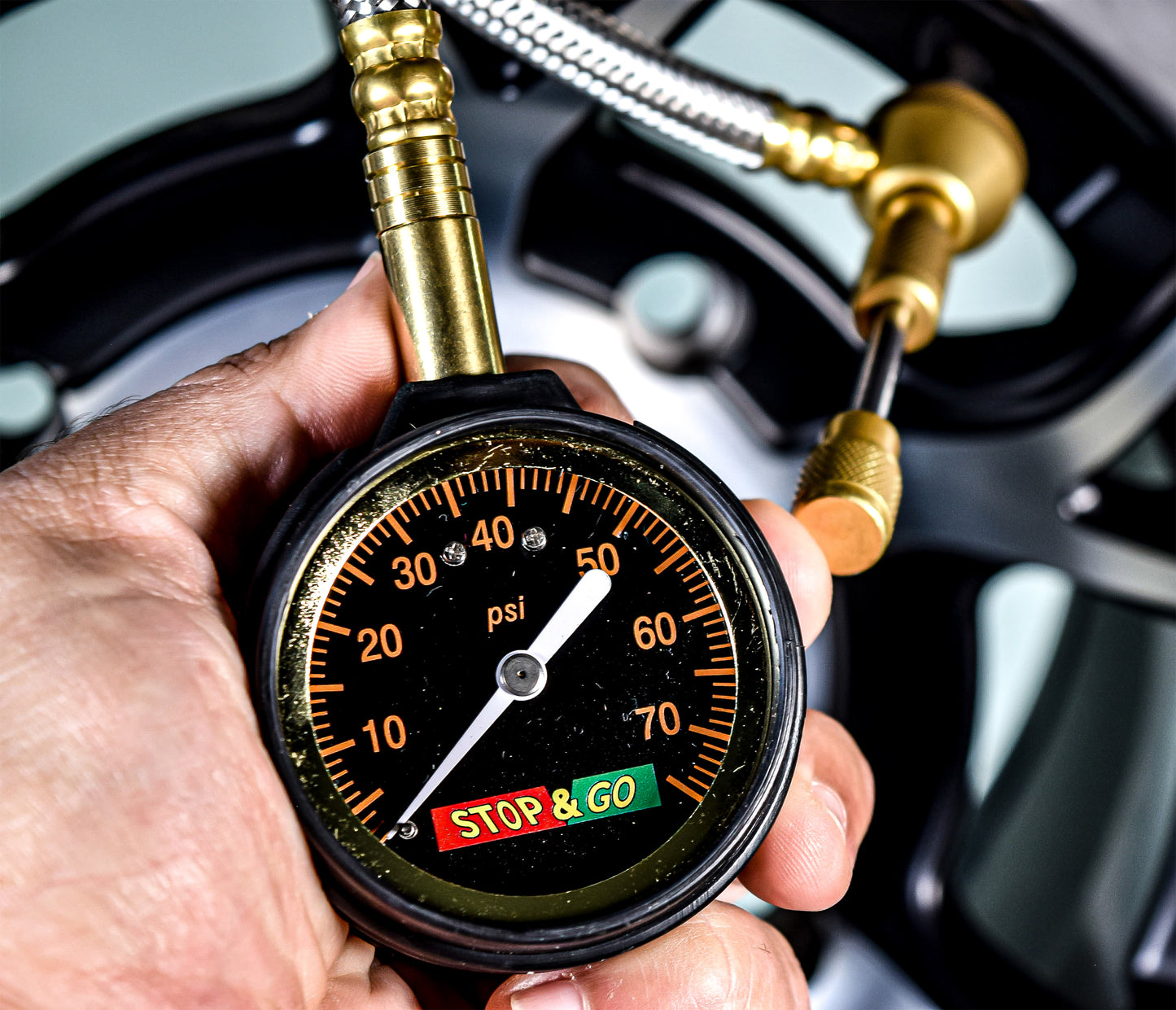 Stop & Go 2010 Off-Road Tire Deflater with Analog Pressure Gauge