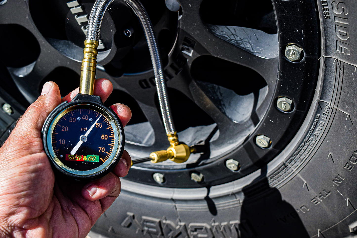 Stop & Go 2010 Rapid Analog Tire Deflator, Accurate 0-80PSI Pressure Gauge for Jeeps, 4x4, ATV, UTV, Truck, and Other Off Road Vehicles
