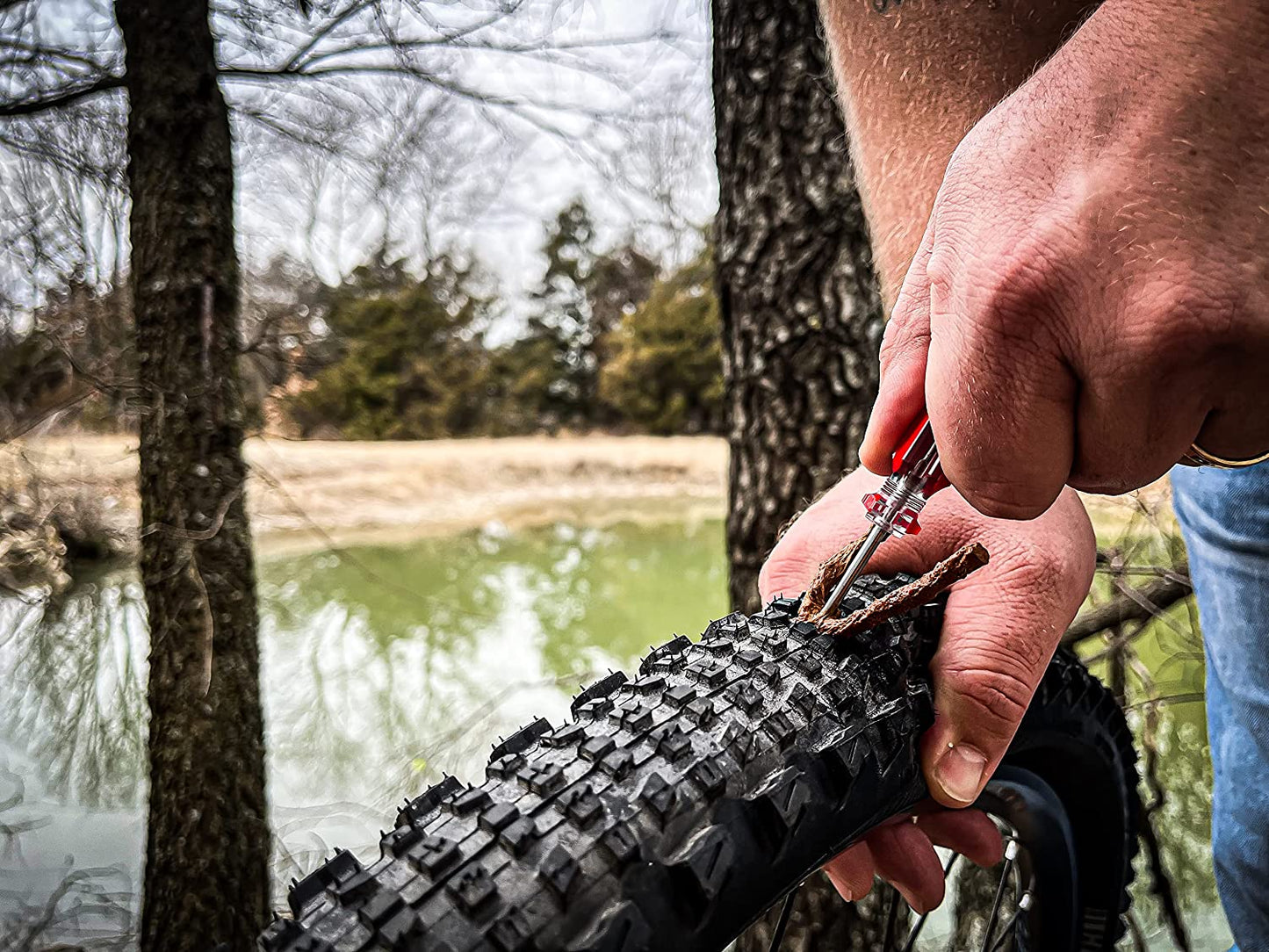 Stop & Go 100 Bicycle Repair & Inflation Kit for Tubeless and Tube-Type Tires.